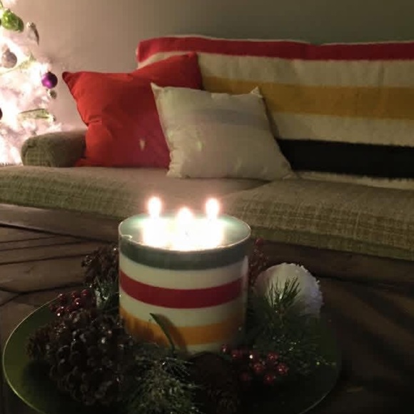 Hudson’s Bay Company Point Blanket (1940s-1960s) - Picture 1 of 3